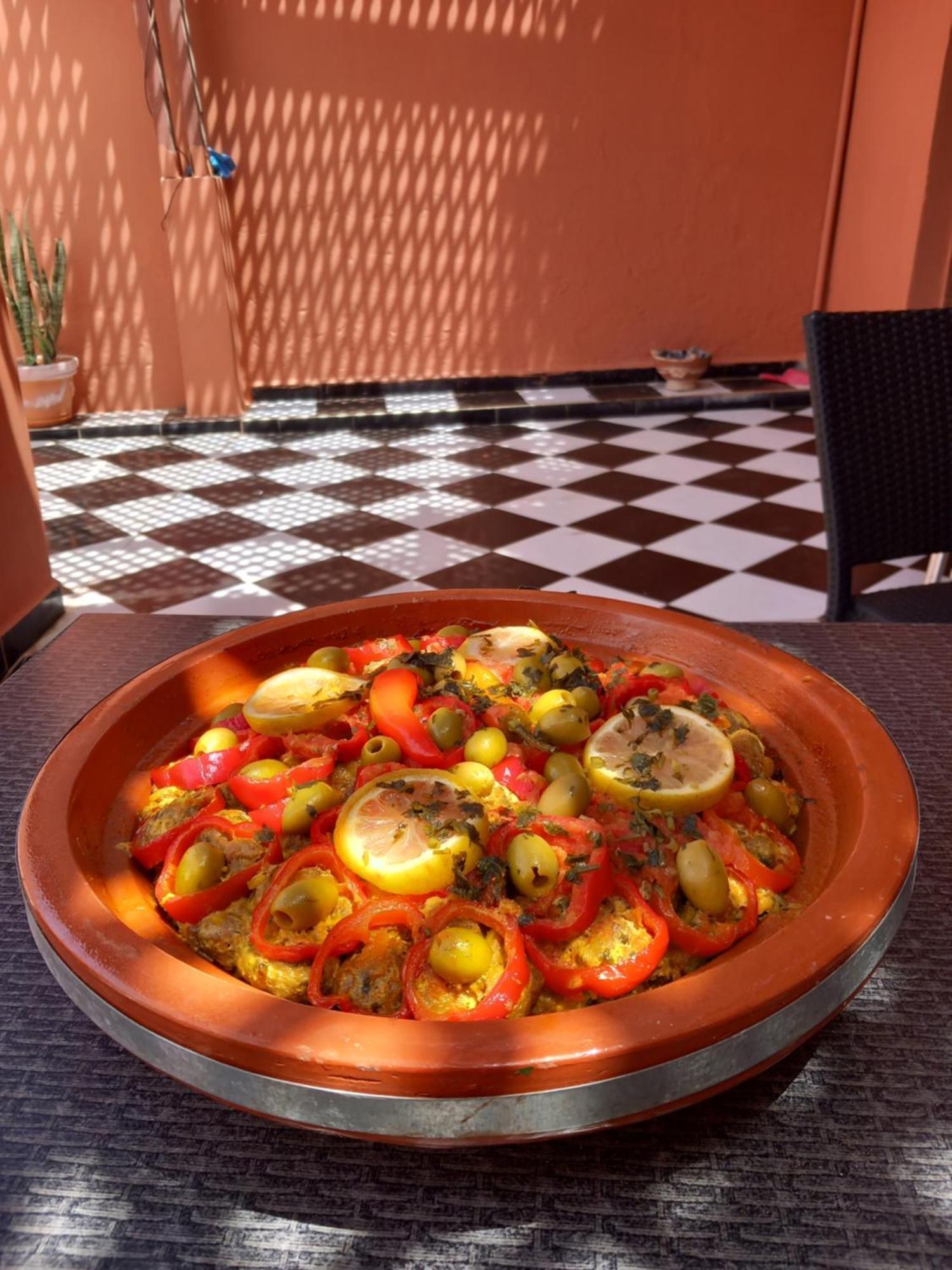 Résidence Fanti Sidi Binnzarene Esterno foto